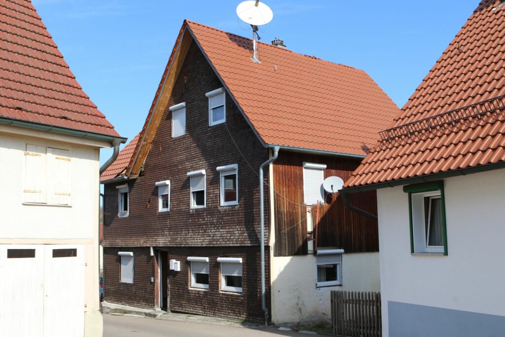 Gschwend - Auf dem Kugelwasen - Hausnummer 12 - 2020000000